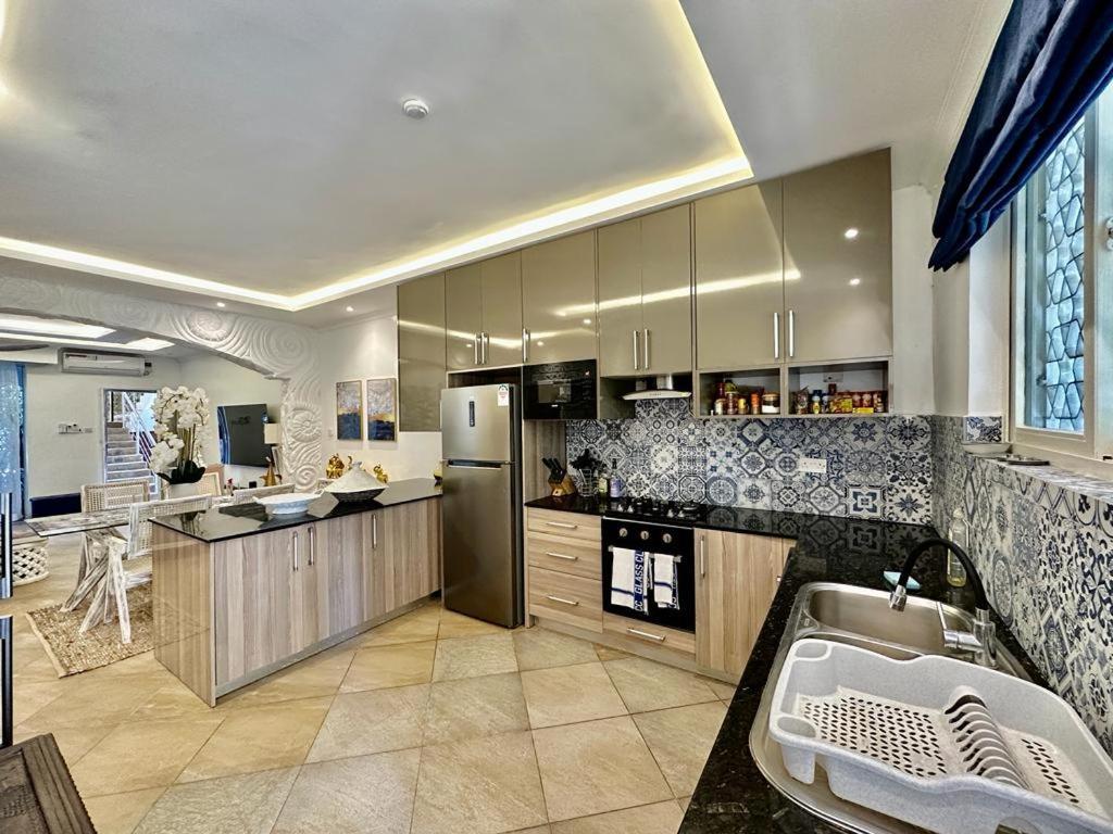 Amani Luxury Apartments Mombasa Eksteriør billede
