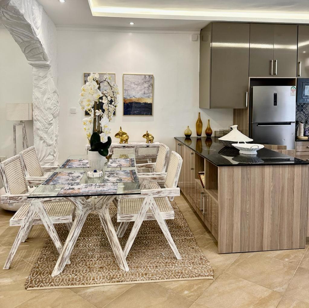 Amani Luxury Apartments Mombasa Eksteriør billede